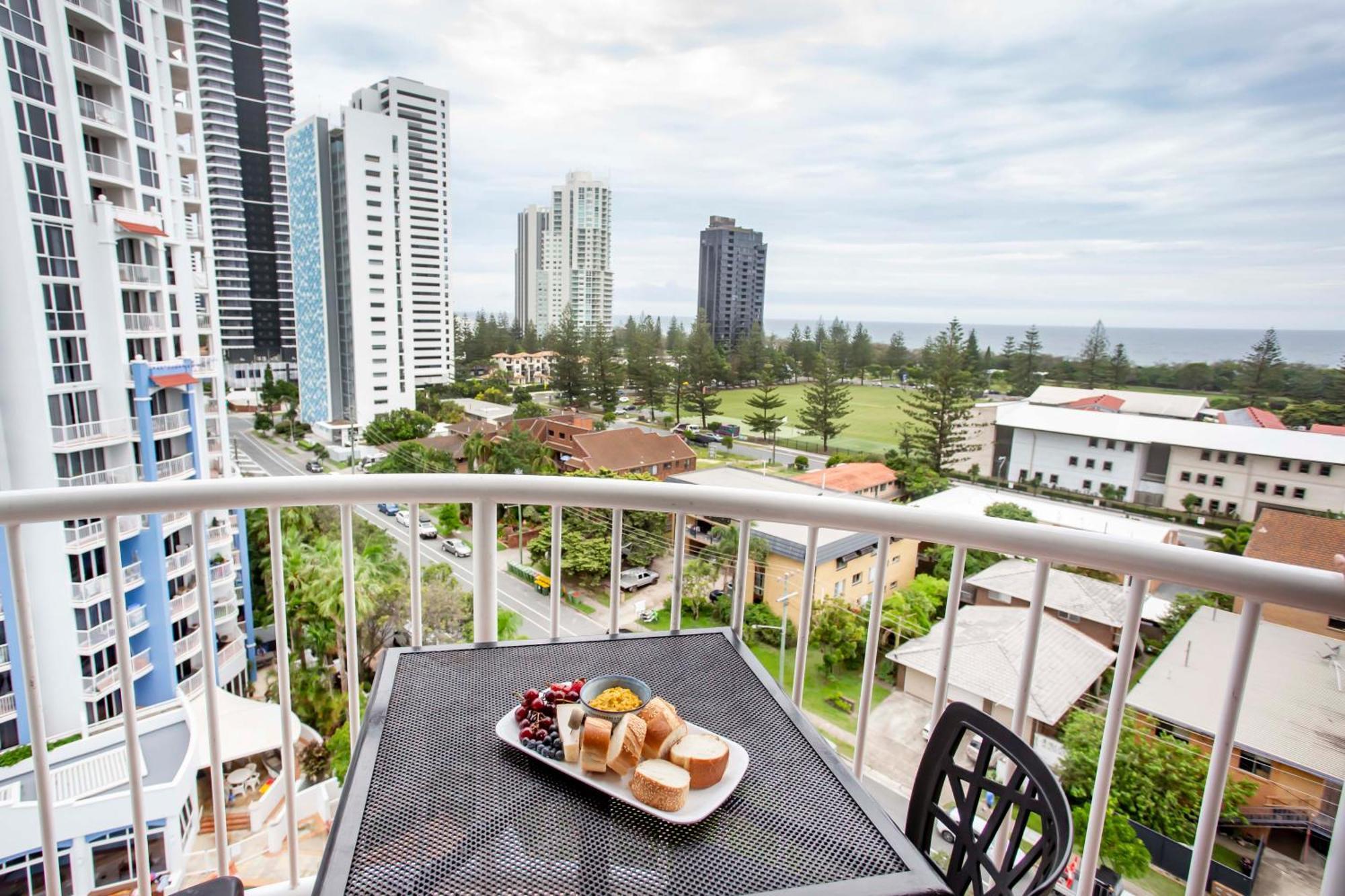 Bel Air On Broadbeach - Official Голд-Кост Экстерьер фото